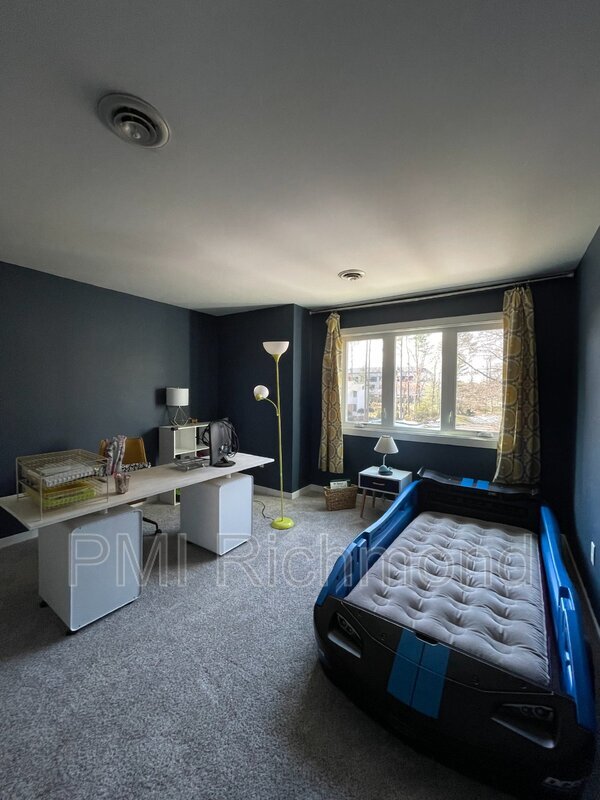 Building Photo - 4601 Winterset Pl