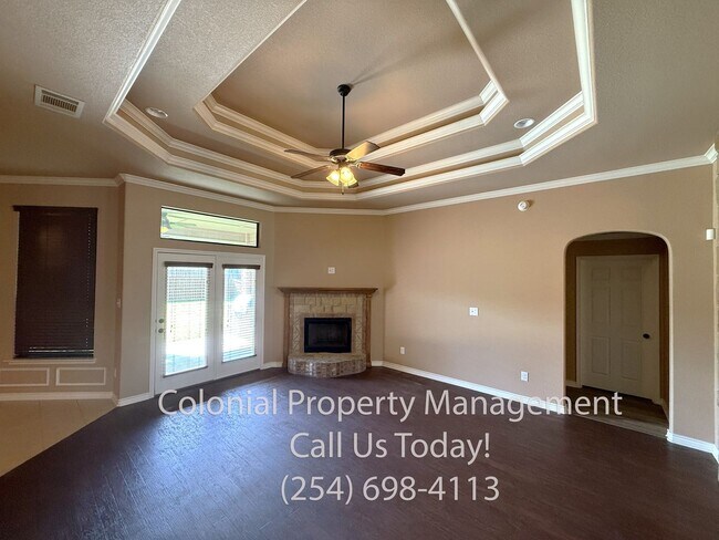 Building Photo - Available now 3 Bedroom 2 Bath Custom Home...