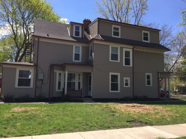 Building Photo - 1401 Golden Ave