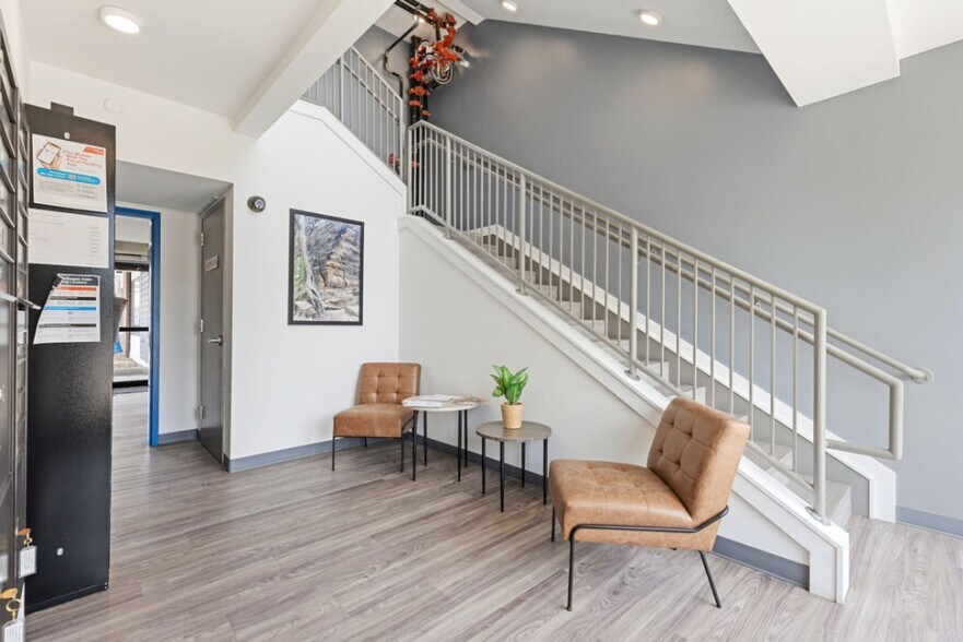 Building Photo - 12607 Larchmere Blvd