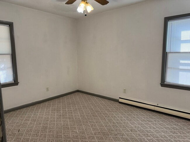 Building Photo - 109 Simmons Rd