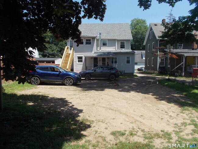 Building Photo - 161 Howard Ave