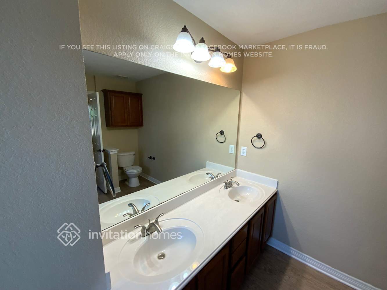 Building Photo - 2206 Brandy Dr