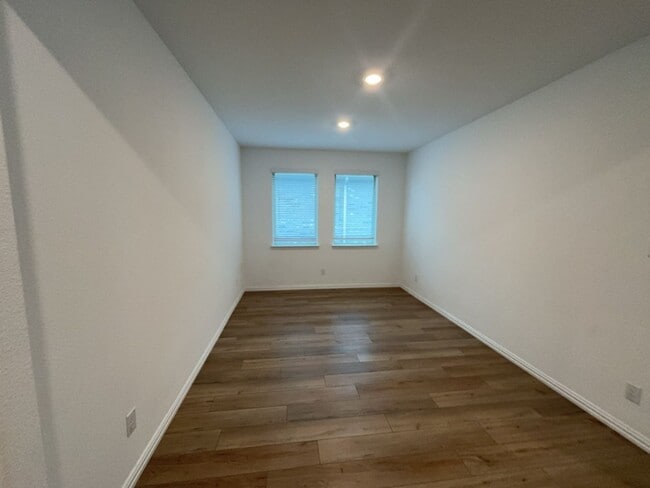 Building Photo - 4 BR/2BA | Newly Renovated Single Story | 1-Car Covered Parking | Fenced Backyard!