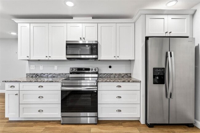 Building Photo - 1012 W Adalee St