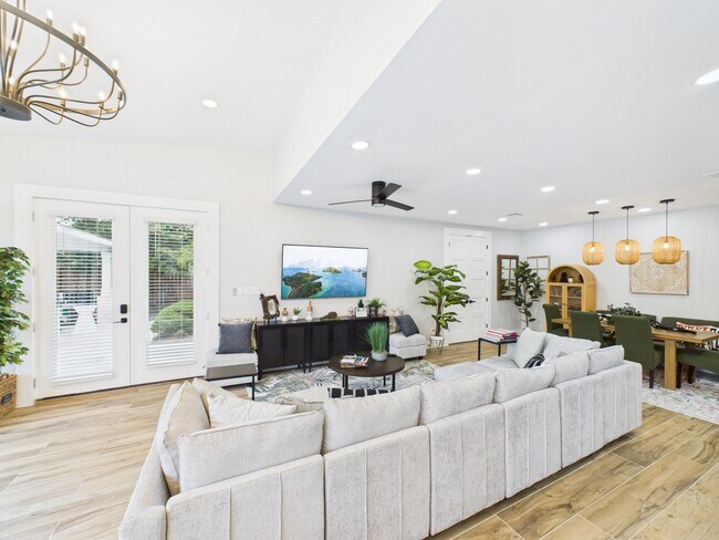 Building Photo - 5430 Havenwoods Dr