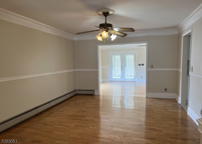 Building Photo - 11 Crefeld Ct