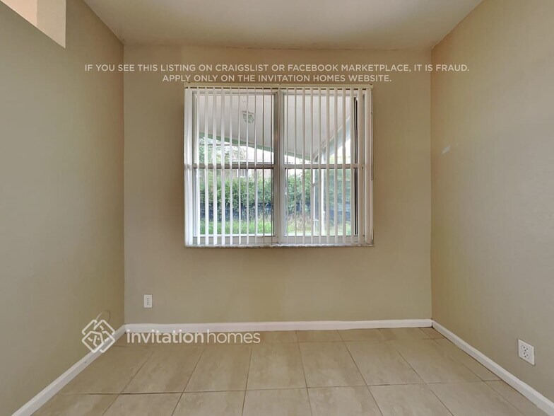 Building Photo - 5143 Heron Ct