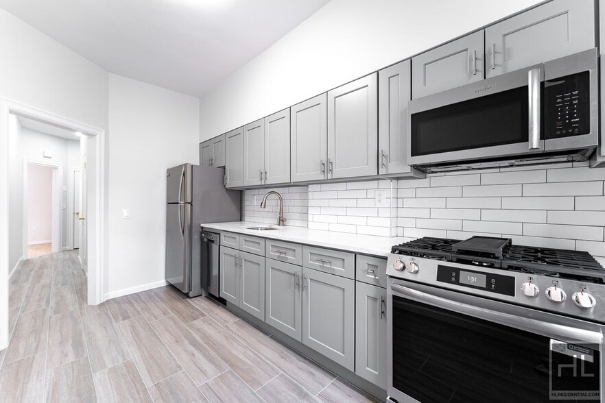 Building Photo - 78 STREET