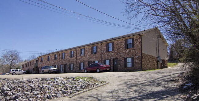 Building Photo - 704 Peachers Drive