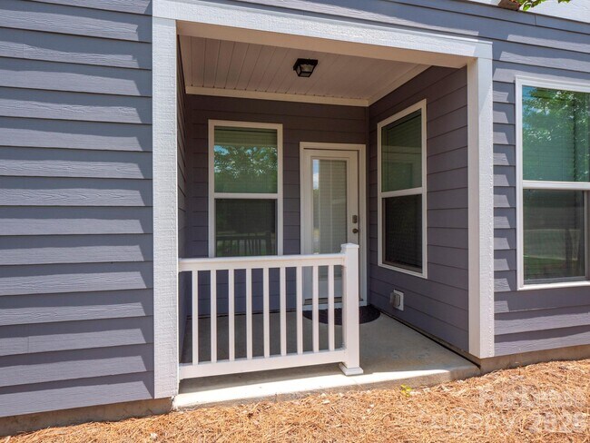 Building Photo - 1034 Lyndon Station Dr