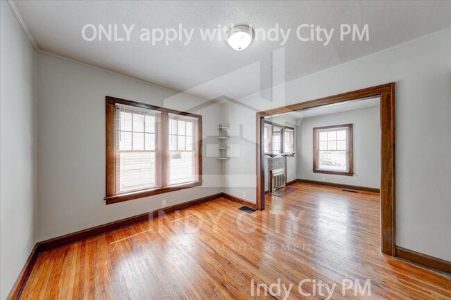 Building Photo - 953 N Linwood Ave