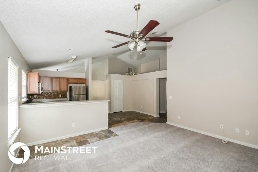 Building Photo - 11035 Campus Heights Ln