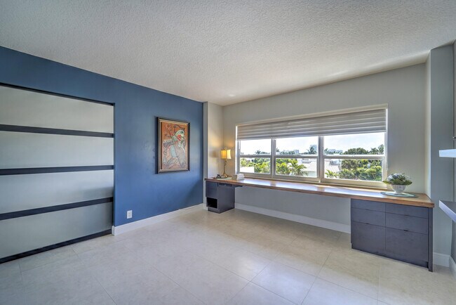 Building Photo - 2500 E Las Olas Blvd