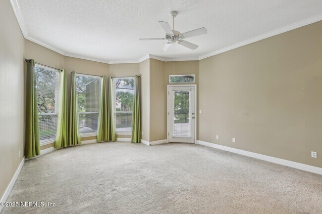 Building Photo - 2260 Harbor Lake Dr