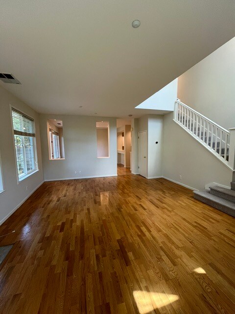Building Photo - 150 Positano Cir