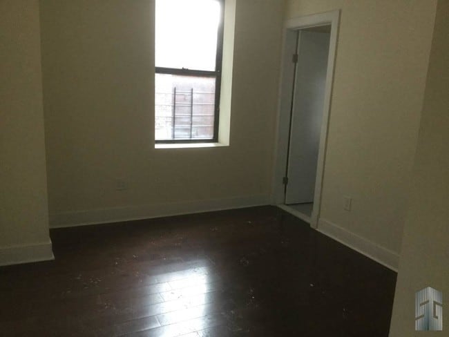 BEDROOM - 545 W 148th St