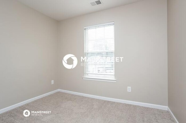 Building Photo - 2745 Trellis Oaks Dr SW