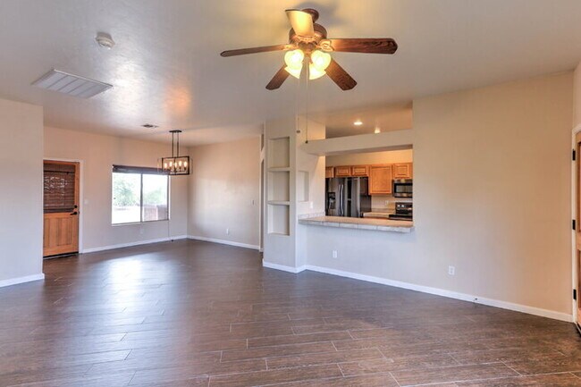 Building Photo - Vail - Rural Property on acreage