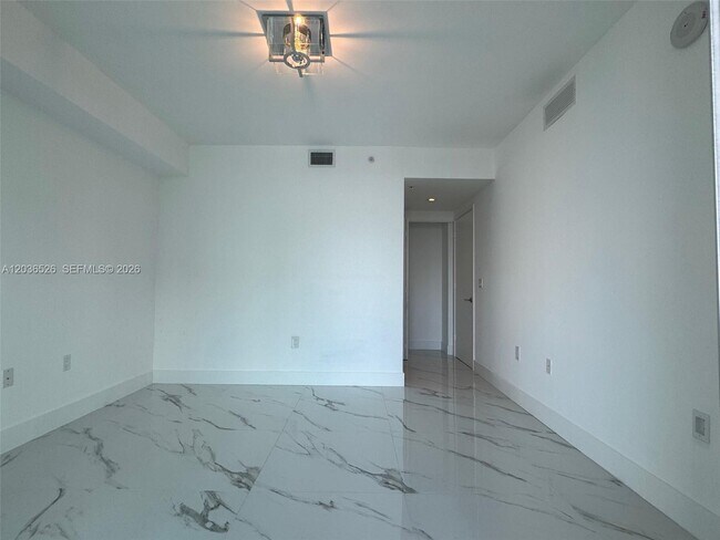 Building Photo - 330 Sunny Isles Blvd