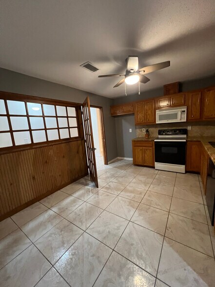Building Photo - 15522 Winter Briar Dr
