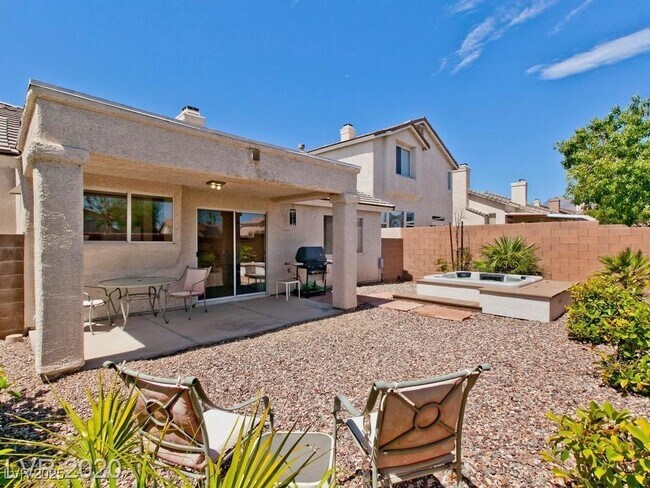 Building Photo - 9712 Panorama Cliff Dr