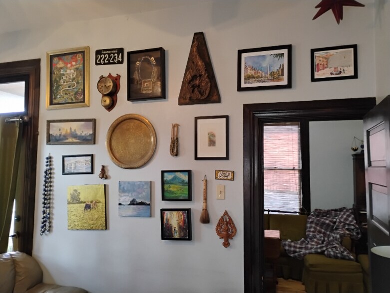 Building Photo - 1319 S 900 E