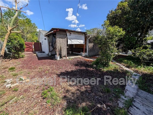 Building Photo - 7713 Heather St