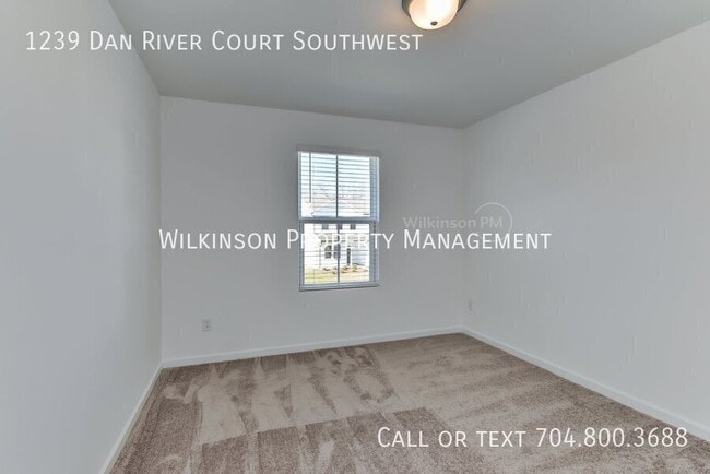 Building Photo - 1239 Dan River Ct SW