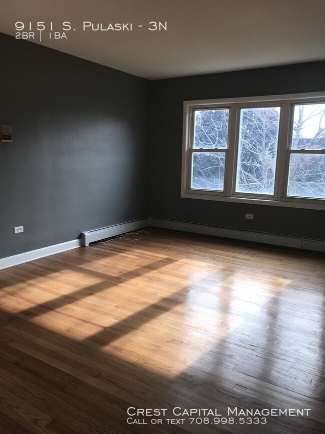 Evergreen Park 9151 S Pulaski Rd Evergreen Park IL 60805 Apartment