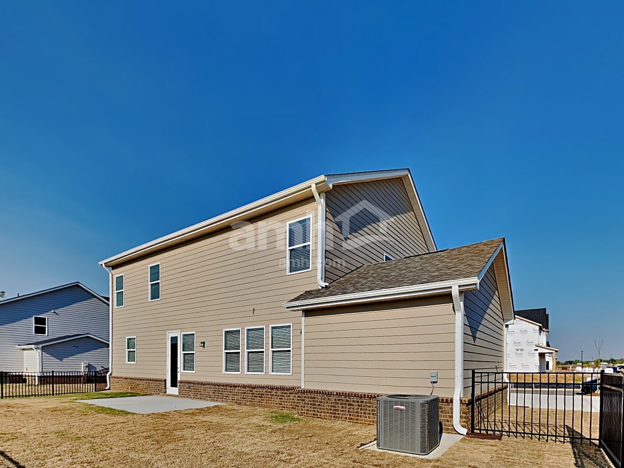 Building Photo - 322 Golucke Wy