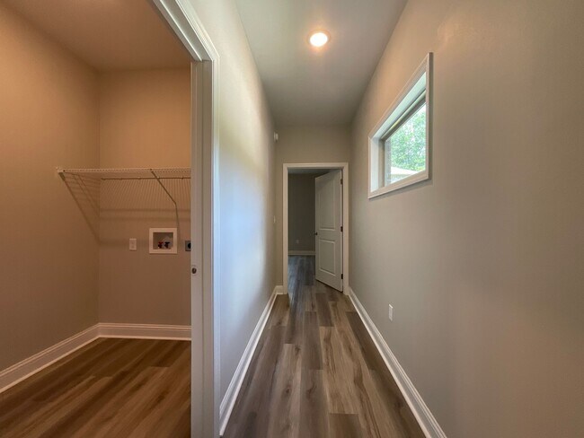 Building Photo - Duplex