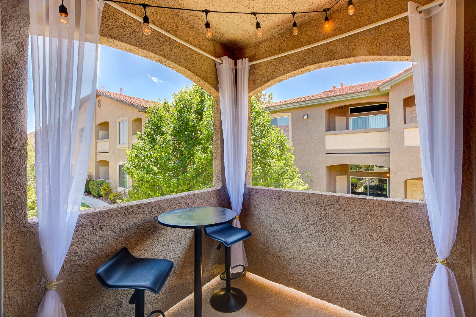 Building Photo - 3351 Indian Shadow St