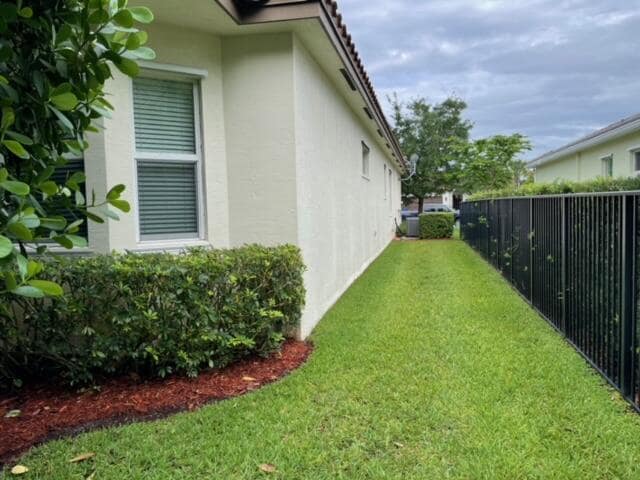 Building Photo - 2830 Bellarosa Circle