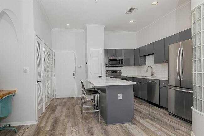 Building Photo - 1441 East St