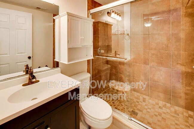 Building Photo - 9518 Bent Brook Dr