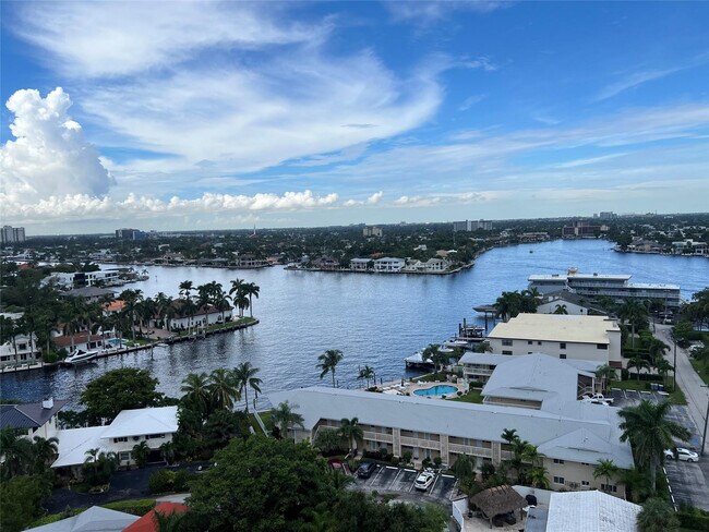 Building Photo - 1200 Hibiscus Ave