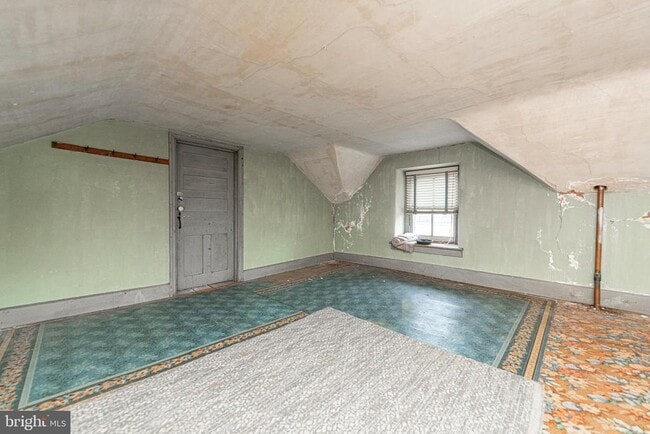 Building Photo - 804 Sanatoga Rd