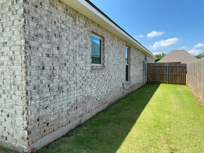 Building Photo - Cane's Landing Rental, 2023 Build, 1642 Sq...