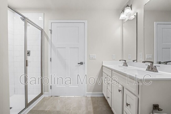 Building Photo - 124 Tassin St