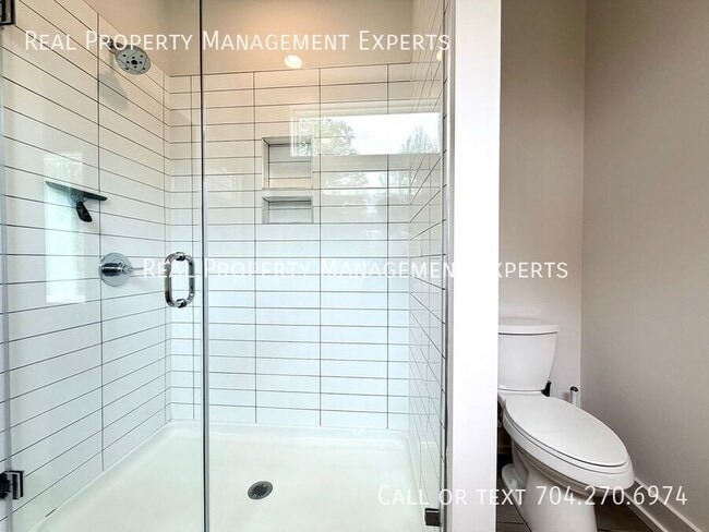 Building Photo - 4115 Merlane Dr