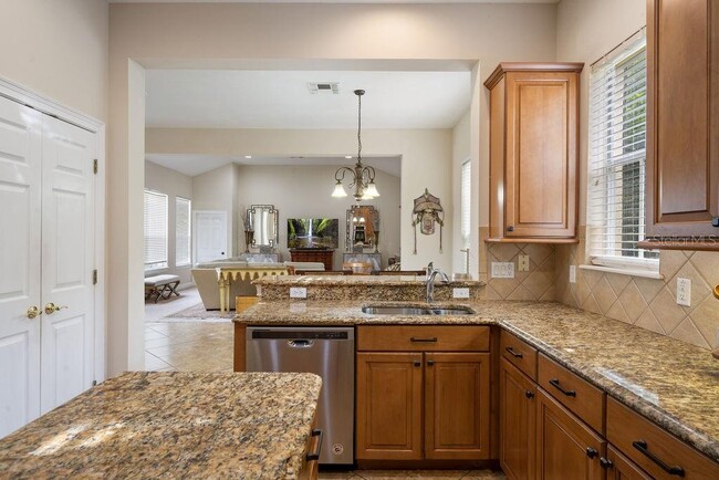 Building Photo - 11905 Camden Park Dr