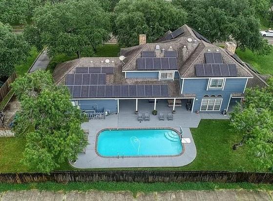 Building Photo - 4517 River Park Dr