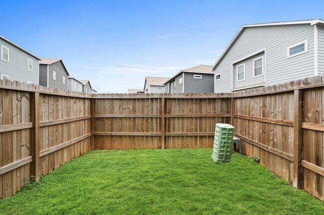 Building Photo - 18835 Elegance Ave