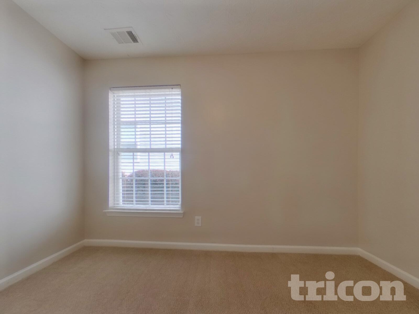 Building Photo - 501 Arrowhead Dr