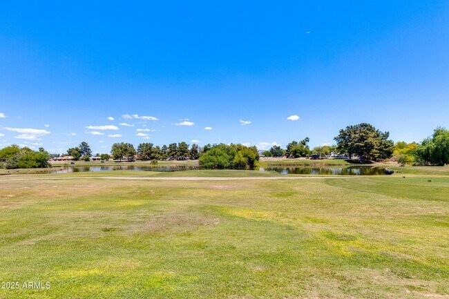 Building Photo - 5122 E Shea Blvd