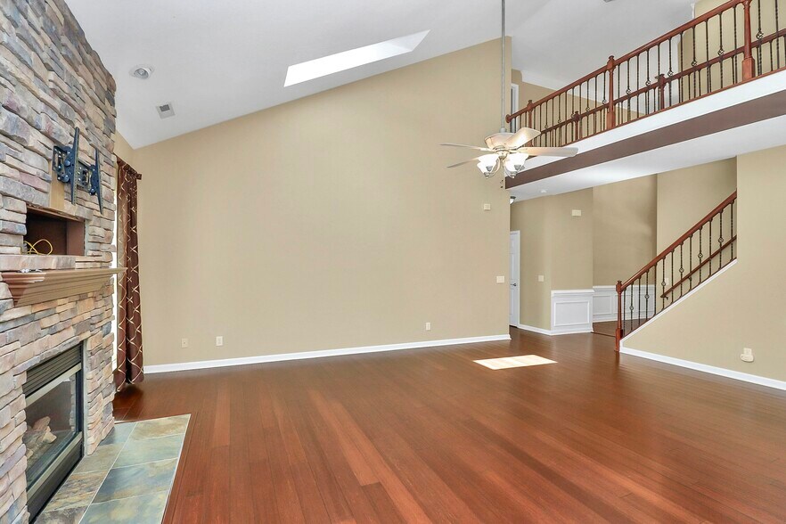 Building Photo - 17444 Baldwin Hall Dr