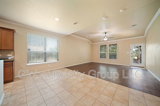 Building Photo - 417 Cattle Run