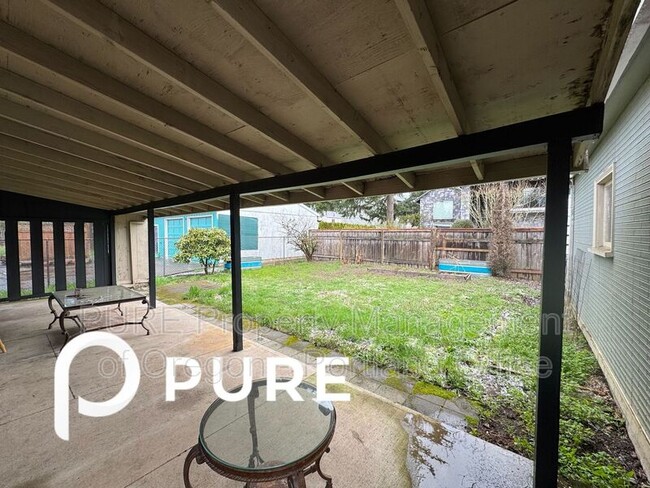 Building Photo - 3740 SE 134th Ave