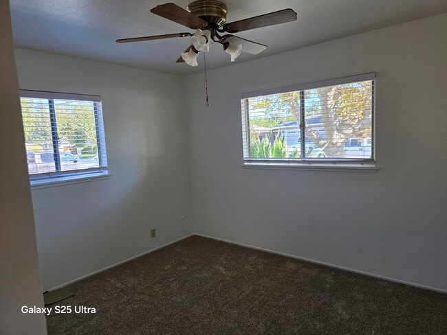 Building Photo - 3979 Mulberry Dr